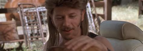 Joe Dirt: And at that moment I thought I might just lie there and。